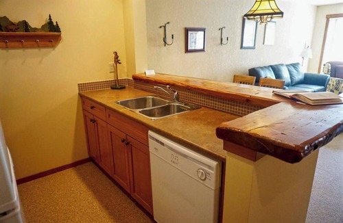 Fernie Condo | True Ski In/Out. Common Hot Tub and Pool