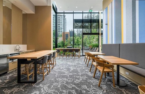 Vancouver Apartment | UBC Pacific Spirit Modern Style Home