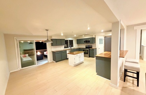 Aldergrove House | Ultimate Oasis-Waterpark, FIFA!, Games & Huge Yard