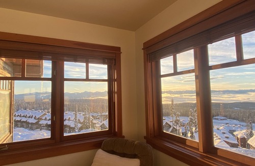 Big White Ski Resort Ski Chalet | Uninterrupted views, true ski-in & out house, central village location