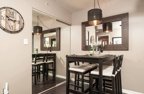 Coal Harbour Condo | Unique downtown urban oasis with private terrace!