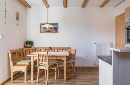 Collalbo Apartment | Unterlattmayrhof Rosengarten