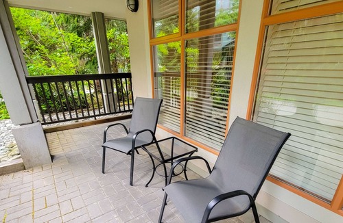 Village North Condo | Updated Stoney Creek Condo in Whistler Village. Great Pool & Hot Tub Area.