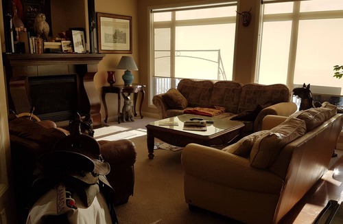 Southeast Calgary House | Upscale Family Oriented Home in SE Calgary - Lake Chaparral. Pet friendly