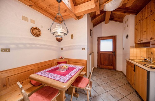 San Genesio Atesino Apartment | Vacation Apartment "Malgorerhof Pfister" with Mountain View, Balcony & Shared Garden