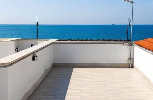 Fiumicino Apartment | Vacation House Grecale Apartment Leonardo Airport