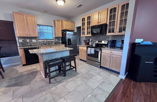 Charlotte House | Value Packed! 6 bed home with garage in Charlotte