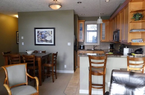 Sooke House | Vancouver Island Waterfront Resort