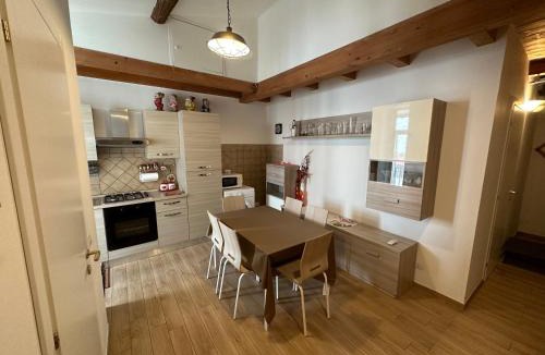 Velletri Apartment | VELLETRI-Appartamento al centro-Aria condizionata-Netflix-Wifi