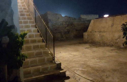 Trapani Villa | Villa al Centro di due Spiagge, con Giardino, Posto Auto, Barbecue, Cucina