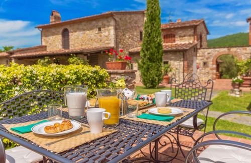 Monsummano Terme Villa | VILLA AMATA - Four Bedroom Villa, Sleeps 8