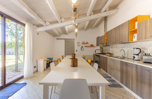 Scicli Villa | Villa 'Antica Aia Relax' with Private Pool, Wi-Fi and Air Conditioning