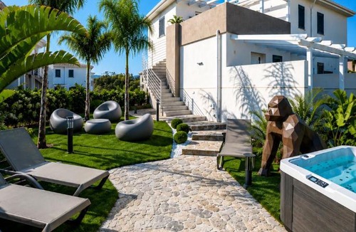 Campofelice di Roccella Villa | Villa Bianca Luxury SPA Sea view near Cefalù