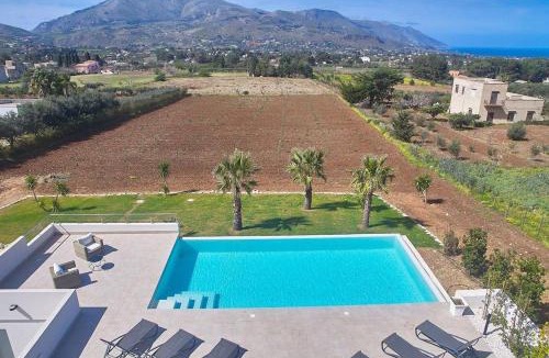 Castellammare del Golfo Villa | Villa Biancolilla