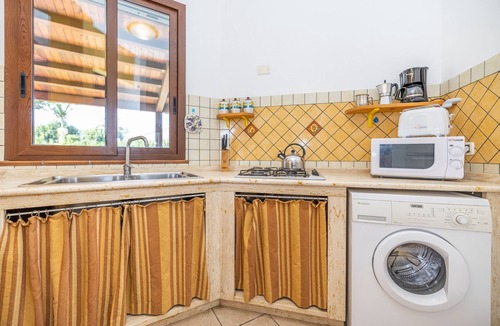 Piana Calzata Villa | Villa by the sea with garden