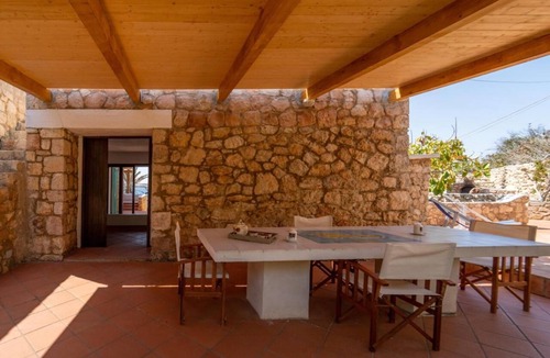 Lampedusa Villa | Villa Casa degli Elimi dammuso by the sea in exclusive bay in Lampedusa