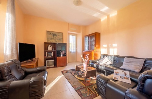 Pietrasanta Villa | Villa Clara with Outdoor Jacuzzi few km from the Sea, Pietrasanta, Italy