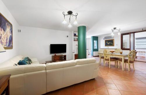 Partinico Villa | Villa Dalia con piscina