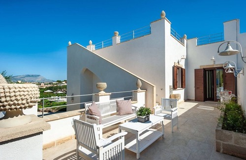 Marausa Villa | Villa Del Fiore - Private villa with pool