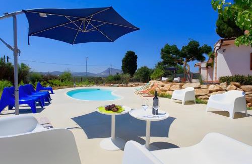 Partinico Villa | Villa Due Pini con piscina privata