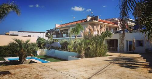 Alcamo Marina Apartment | Villa Dwellings With Pool For Exclusive Use
