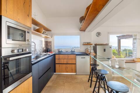 Cattolica Eraclea Villa | Villa Erakle a Luxury villa with amazing sunset view