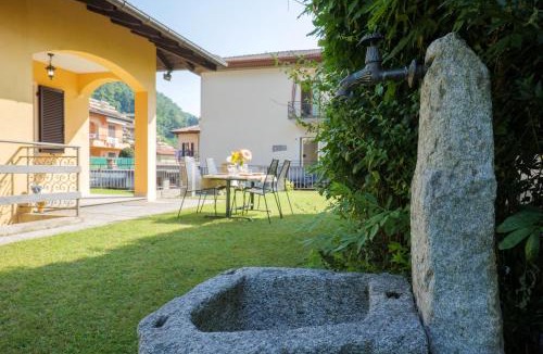Cannobio House | Villa Giardino by Lago Reisen