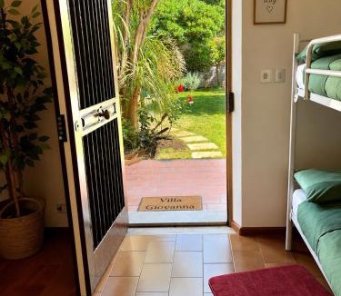 Ragalna Apartment | Villa Giovanna