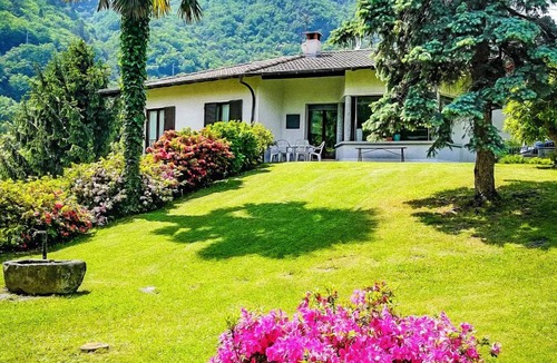 Cannobio House | Villa Giuliana by Lago Reisen