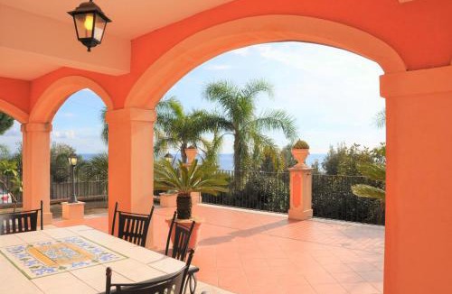 Savoca Villa | Villa Gramati