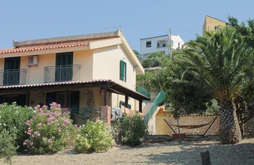 Licata Villa | Villa il Carrubo
