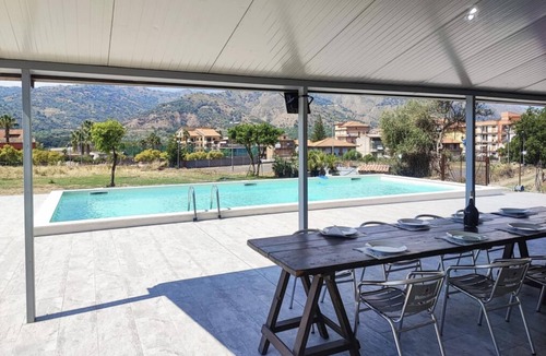 Gaggi Villa | Villa in Gaggi with Pool near Mount Etna