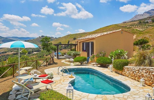 Castellammare del Golfo Villa | Villa Duilia - Two Bedroom Villa, Sleeps 4