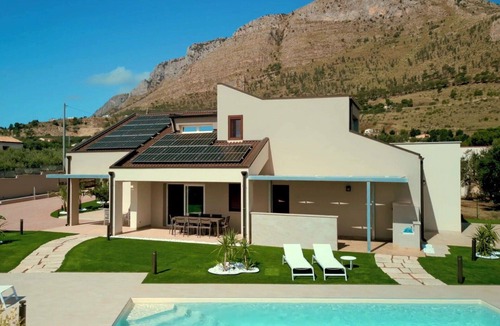 Castellammare del Golfo Villa | Villa Aversa - Vacation villa with a pool in Castellammare del Golfo, Sicily