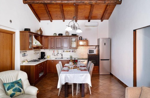 Rovittello Villa | Villa Jelu with Mountain View, Wi-Fi and Air Conditioning