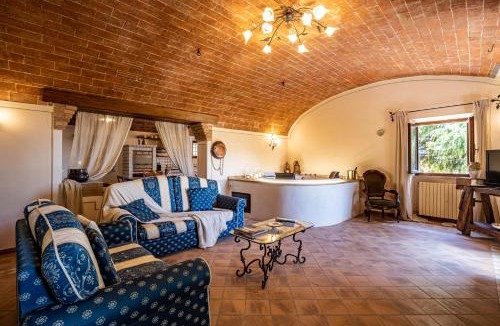 Chianni Villa | Villa La Pieve