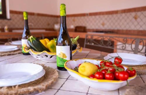 Partanna Villa | Villa Margiulù with Poo Wi-Fi BBQ Private parking