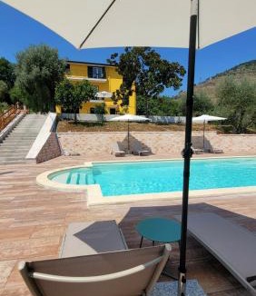 Maenza Bed & Breakfast | Villa MaVi Guesthouse