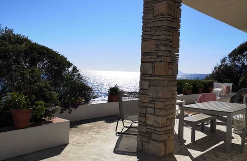 Fondi Villa | Villa Mimmi (beachfront, direct access to the sea)