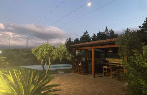 Altavilla Milicia Villa | Villa per famiglie con piscina immersa nel verde a pochi km dal mare.