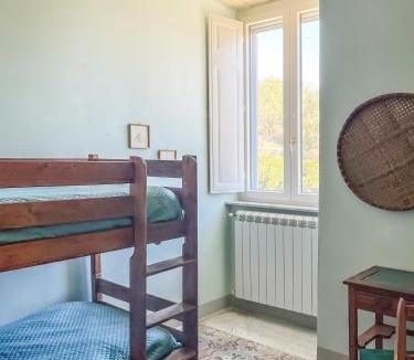 Nicosia Apartment | Villa Pietralunga con Vista sul bosco