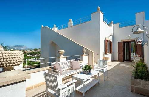 Marausa Villa | Villa Pigna Bianca - Luxury Villa with private swimming pool in Marausa, Sicily.