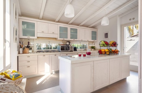 Tonnarella Villa | Villa Portorosa with large garden and private heated pool