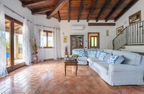 Nuxis Villa | Villa Rossu
