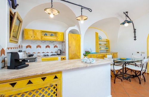 San Teodoro Villa | Villa "Sa Villa Cala Ginepro" with Sea View, Garden and Wi-Fi