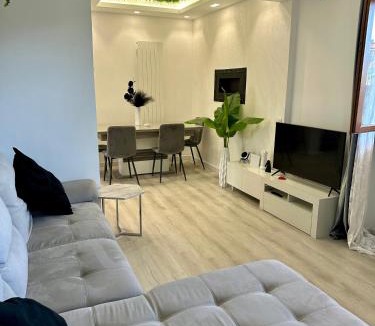 Anzio House | VILLA SEASIDE HAVEN - Private Retreat with Garden in Anzio