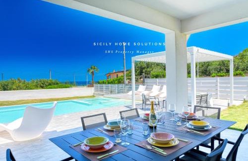 Balestrate Villa | Villa Stella con piscina privata 500 mt dal mare By Sicily Home Solutions