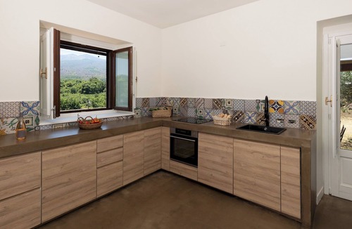 Rovittello Villa | Villa Terre Normanne 10, Emma Villas