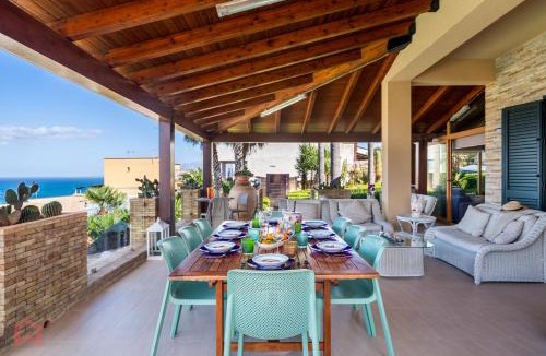 Alcamo Marina Villa | Villa vista mare e piscina privata ad Alcamo