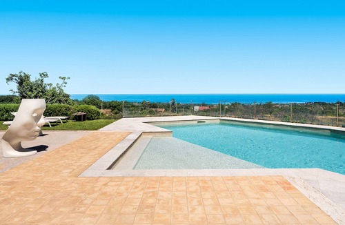 Zafferana Etnea Villa | Villa with private pool, wellness and small football pitch